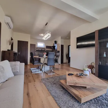 Leda Pihenohaz By Bltn Siófok