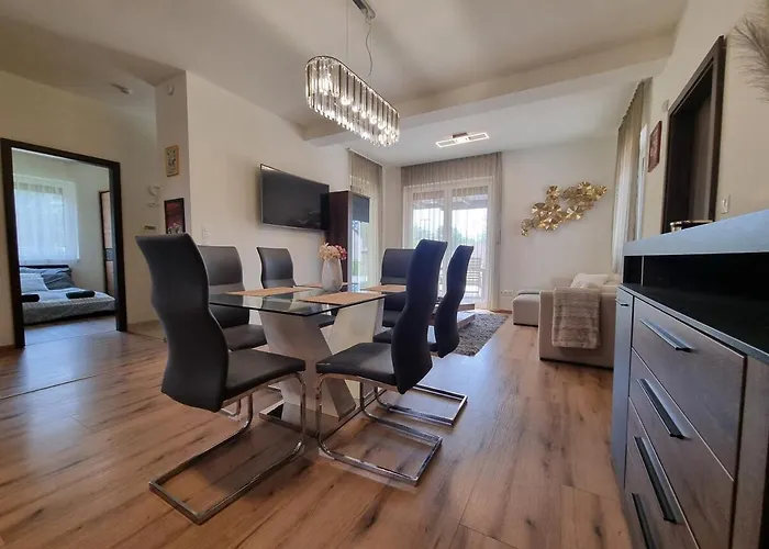 Leda Pihenohaz By Bltn *